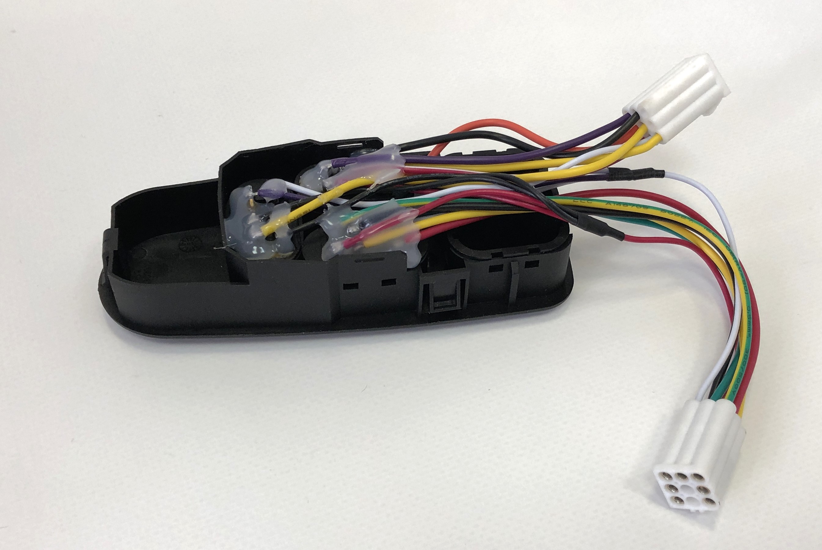 Модуль двери электростеклоподъемника Cartronic CRTR0108844 Ref.35.3769 /1118-3709810 старого образца c проводом